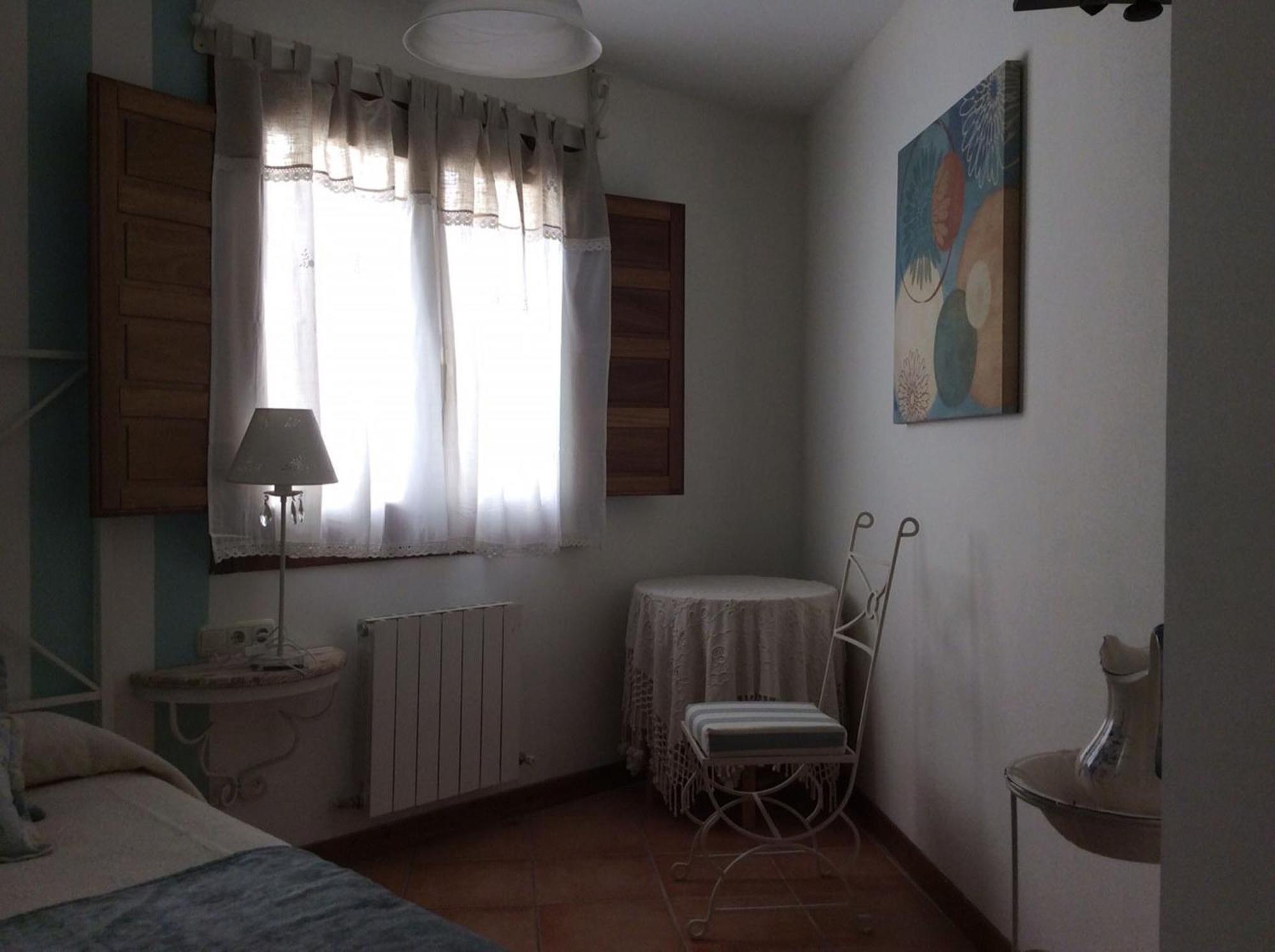 Hotel Rural Los Roturos Maestu 部屋 写真